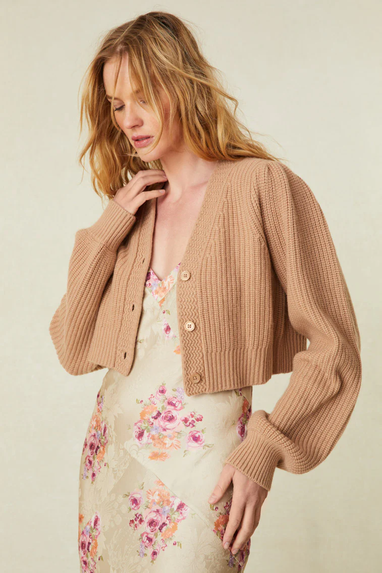 Avignon V-Neck Crop Cardigan - Image 16