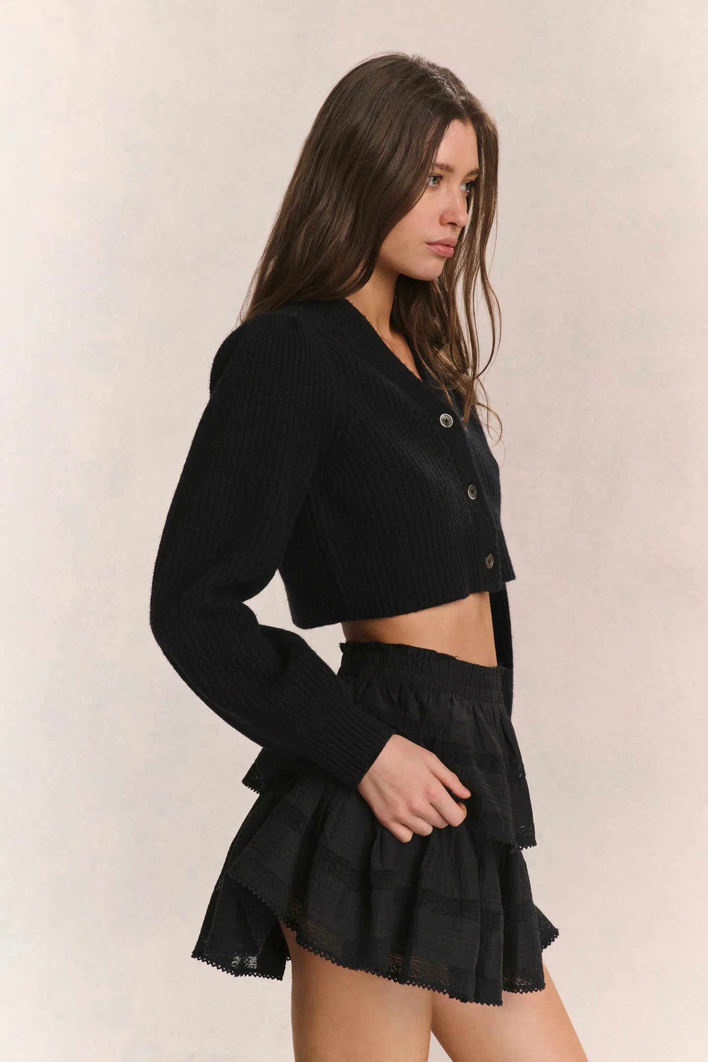 Avignon V-Neck Crop Cardigan - Image 9