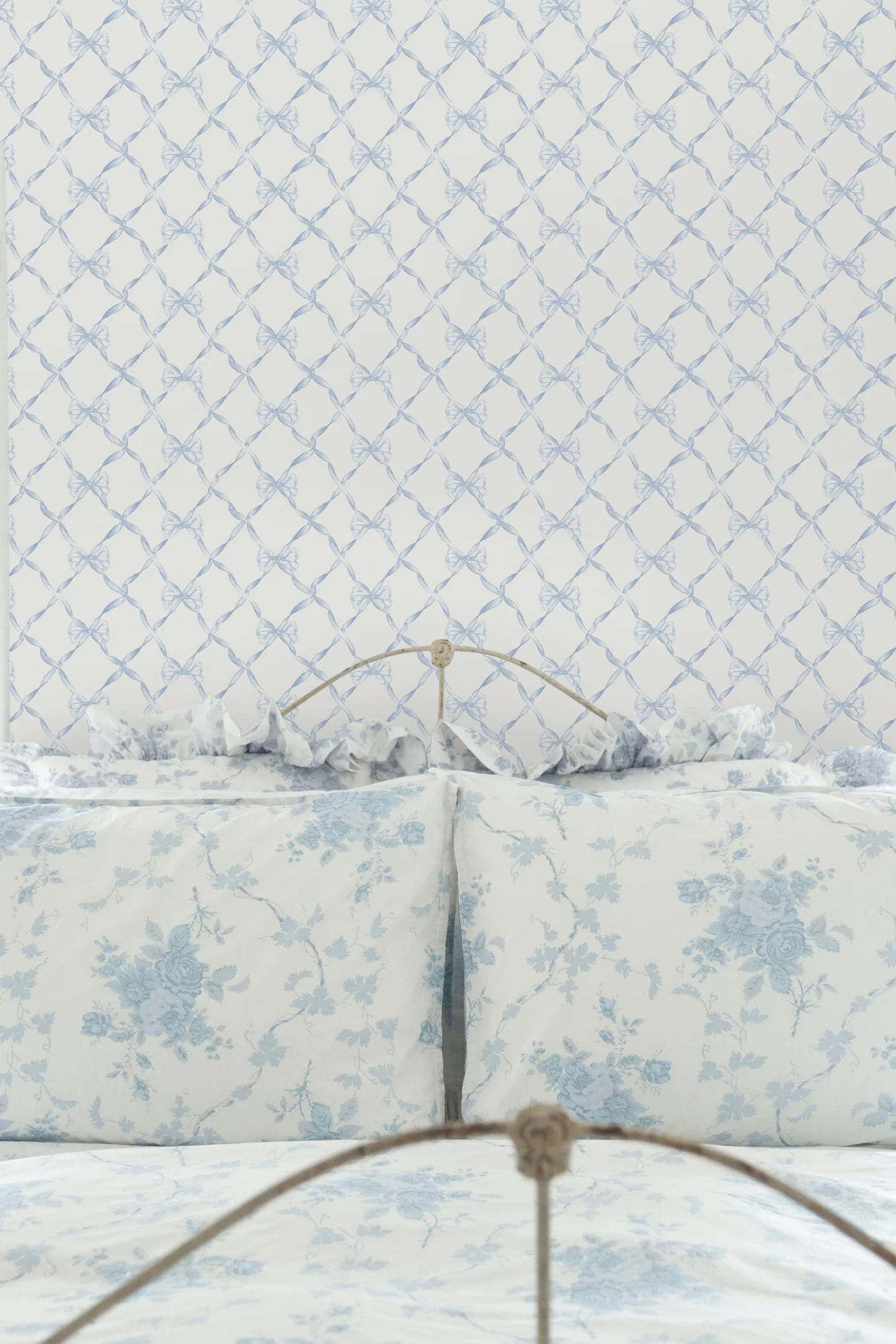 Baby Bow Blue Bella Standard Wallpaper - Image 3