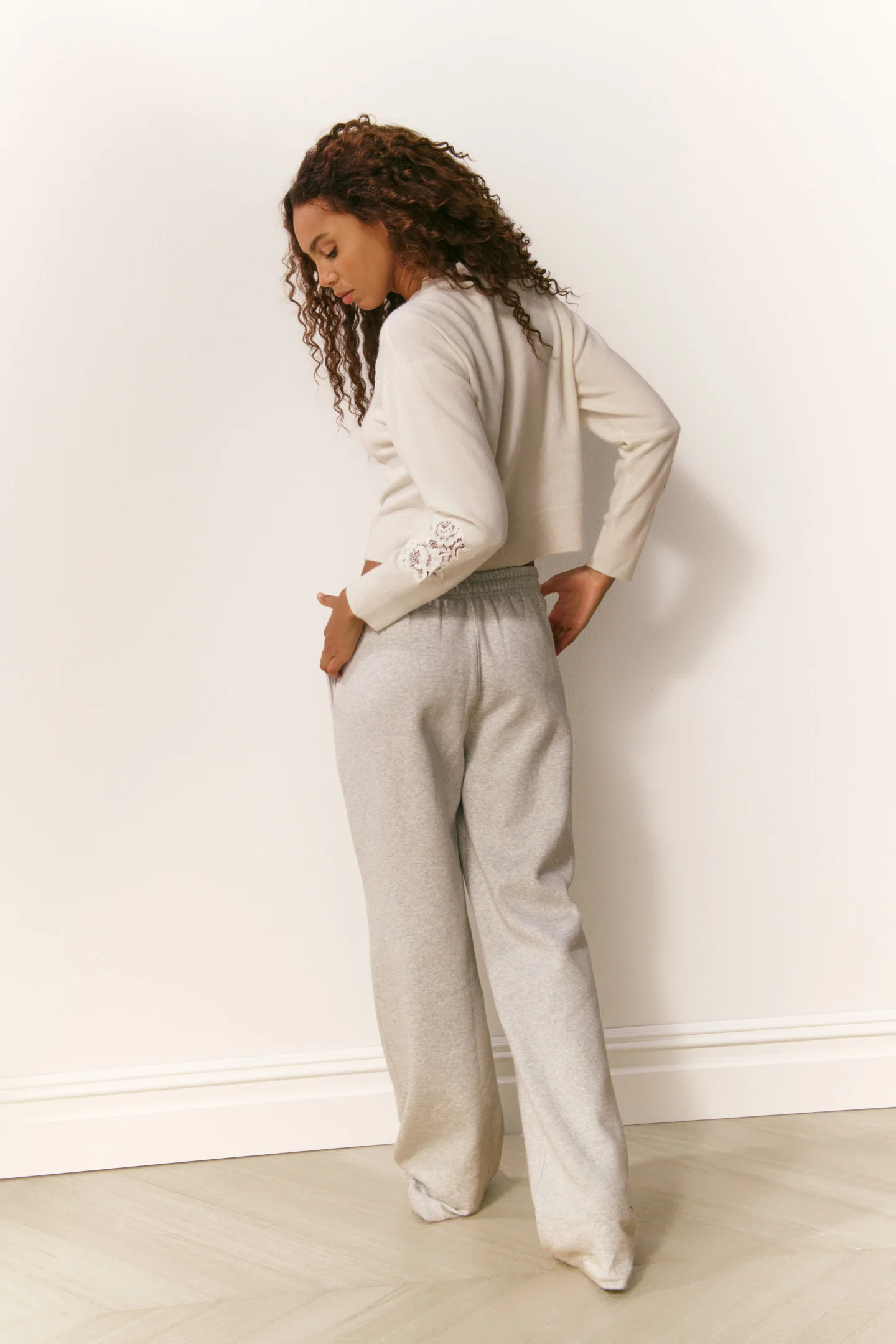 Elma Lace Bow Sweatpants - Image 4