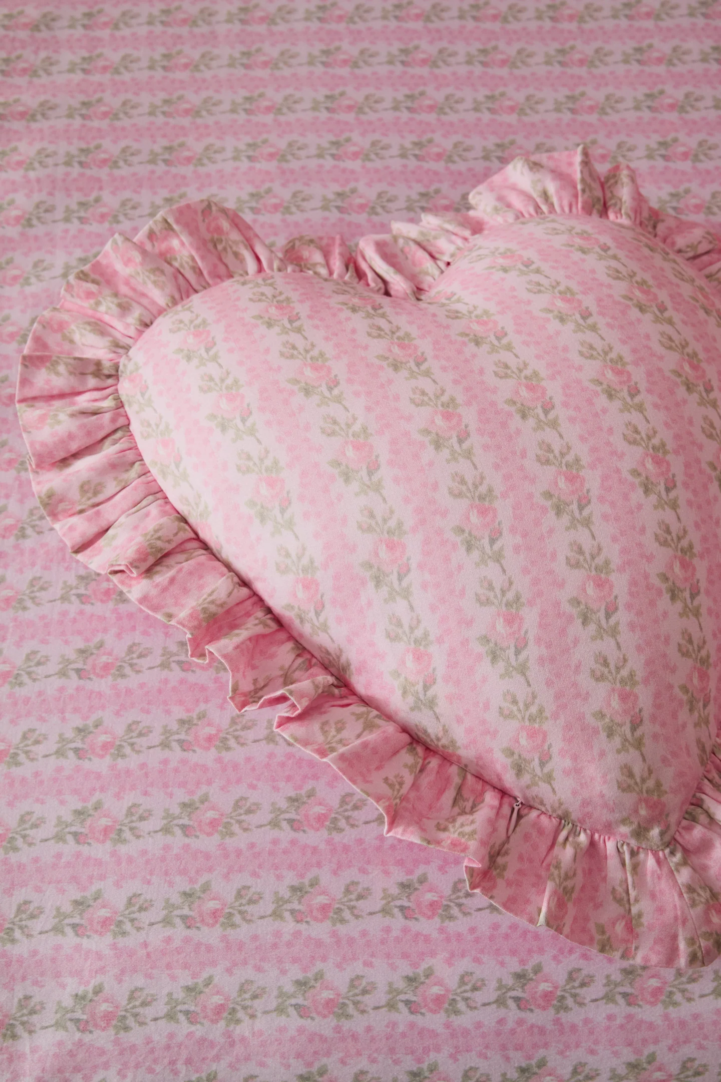Forever In Love Ruffle Heart Pillow - Image 2