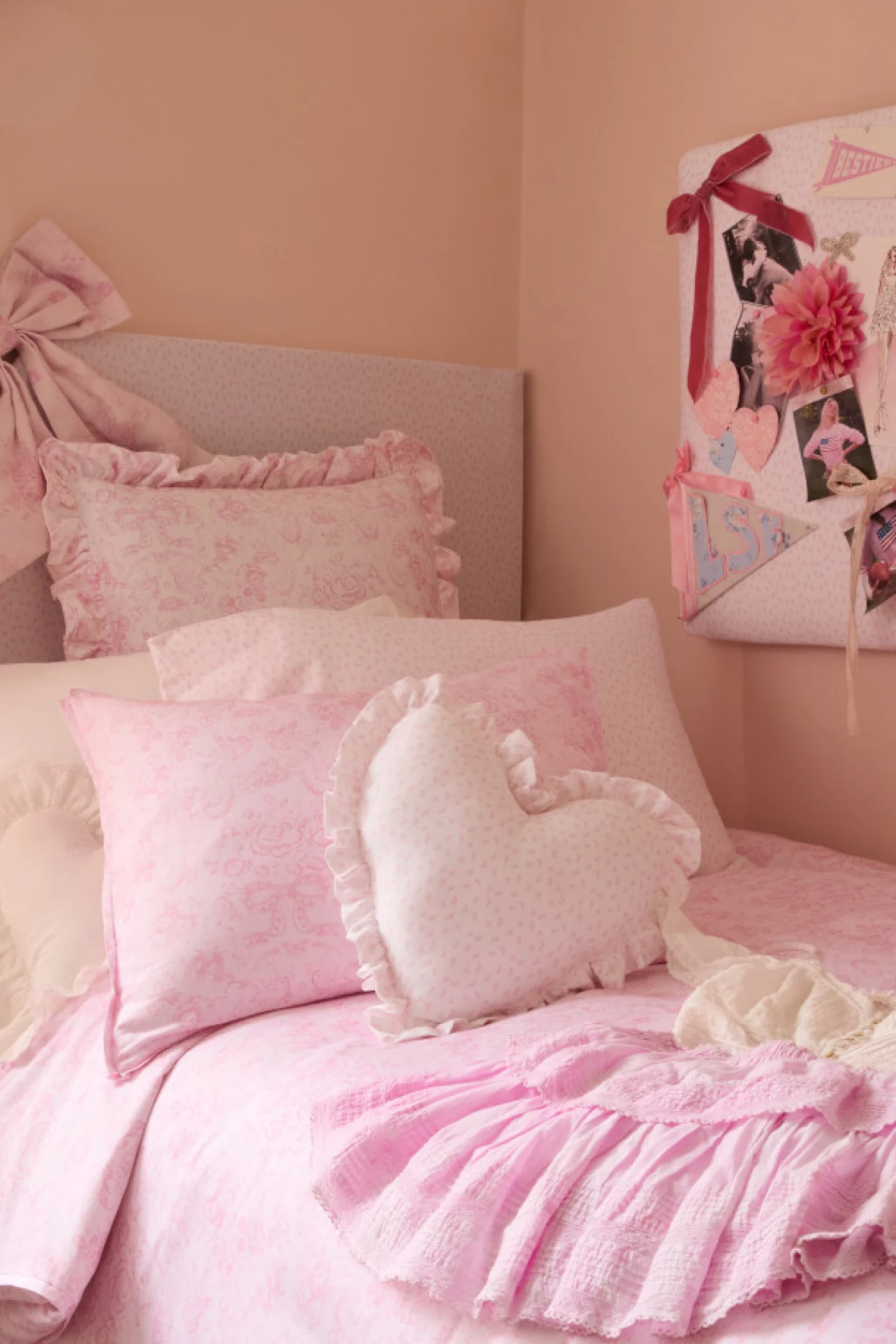 Heart Shape Ruffle Pillow - Image 4