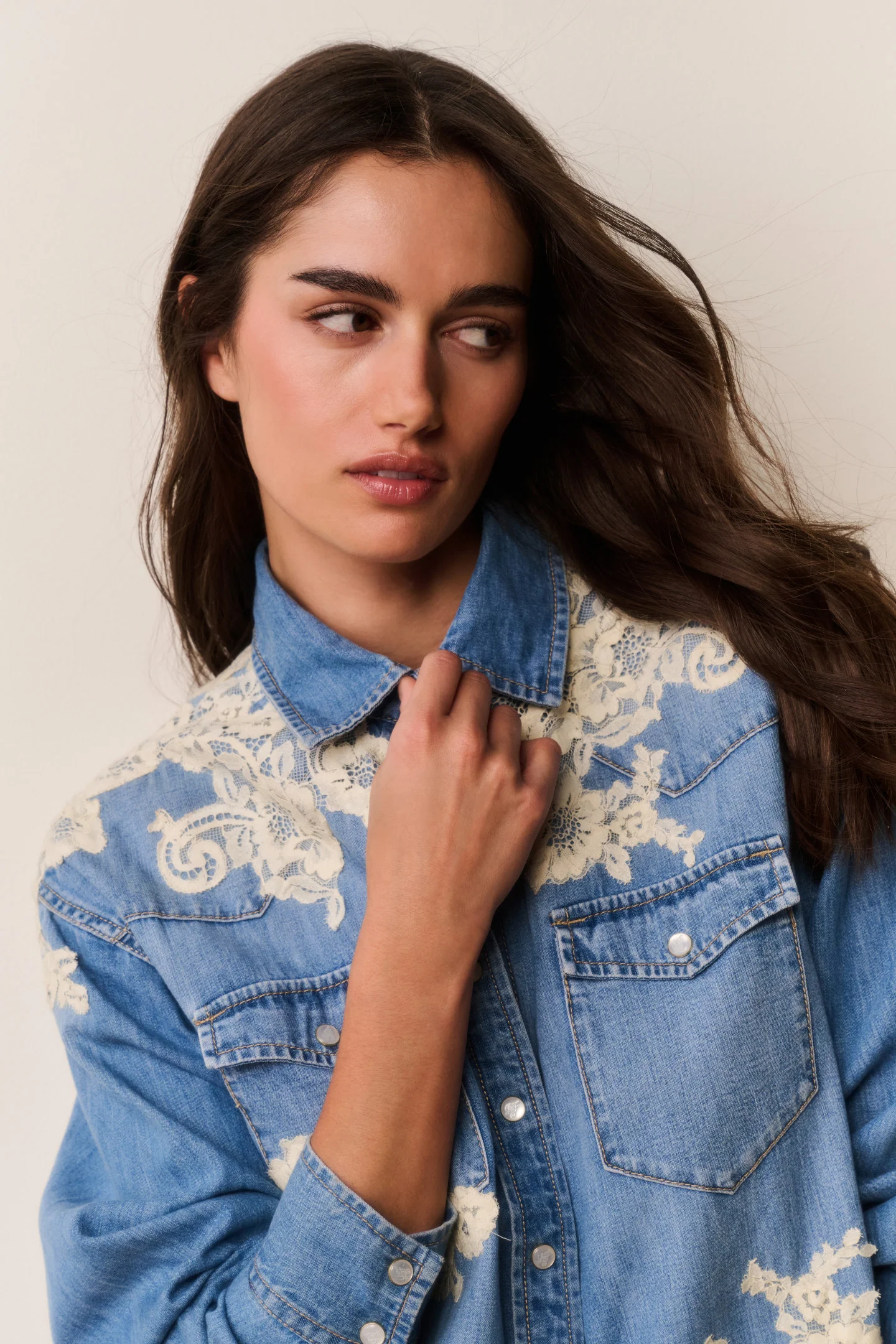 Kelith Lace Appliqué Chambray Shirt - Image 3