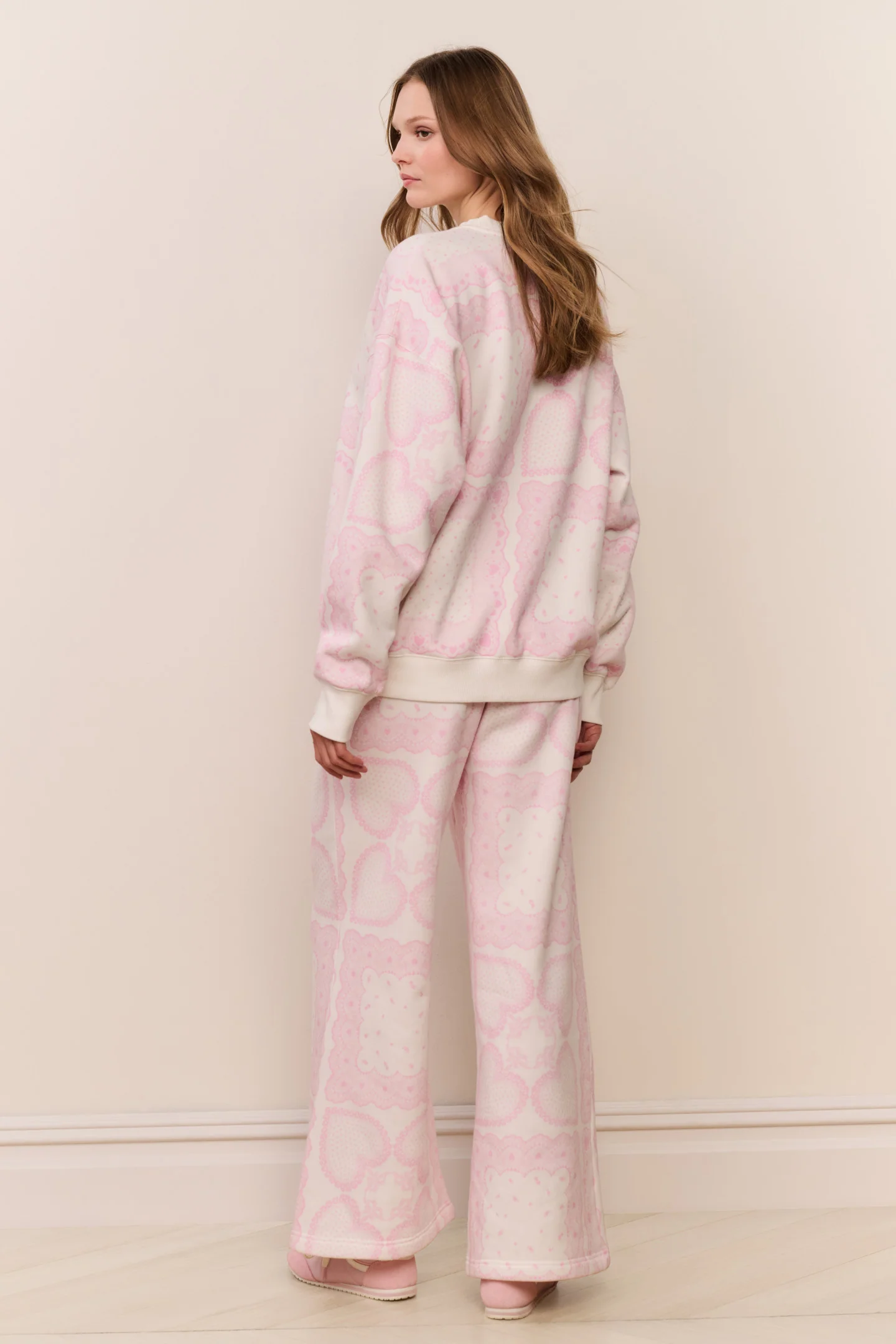 Momo Heart Print Fleece Sweatpant - Image 4