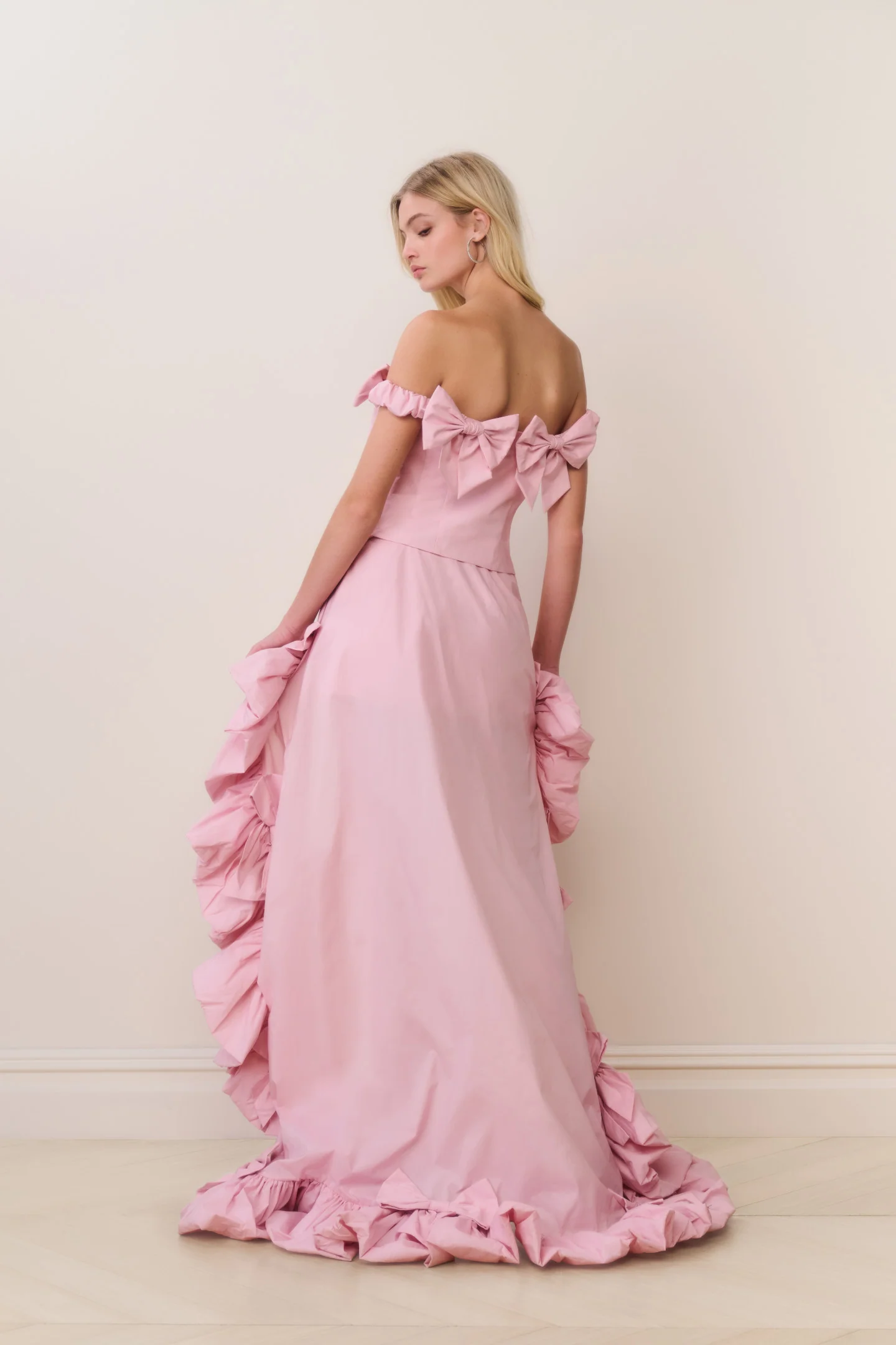 Olivera Taffeta Bow High-Low Skirt - Image 4