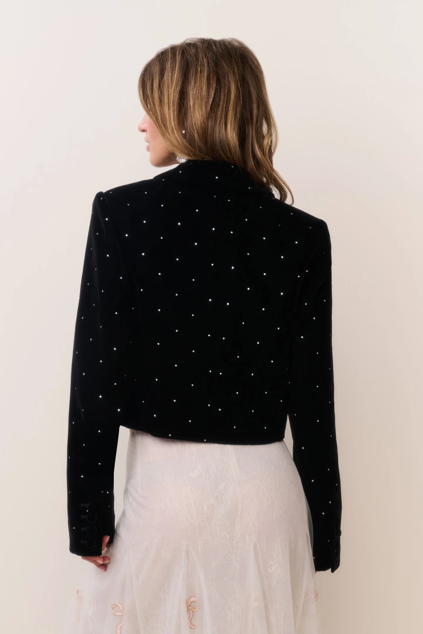 Orlisa Cropped Velvet Blazer - Image 4