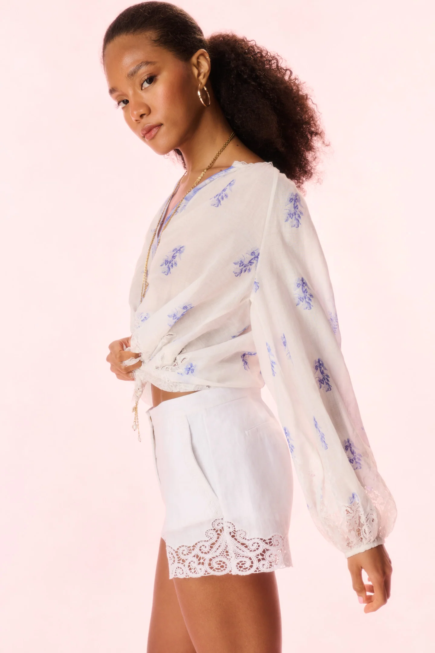 Quindi Linen Crochet Lace Shorts - Image 3