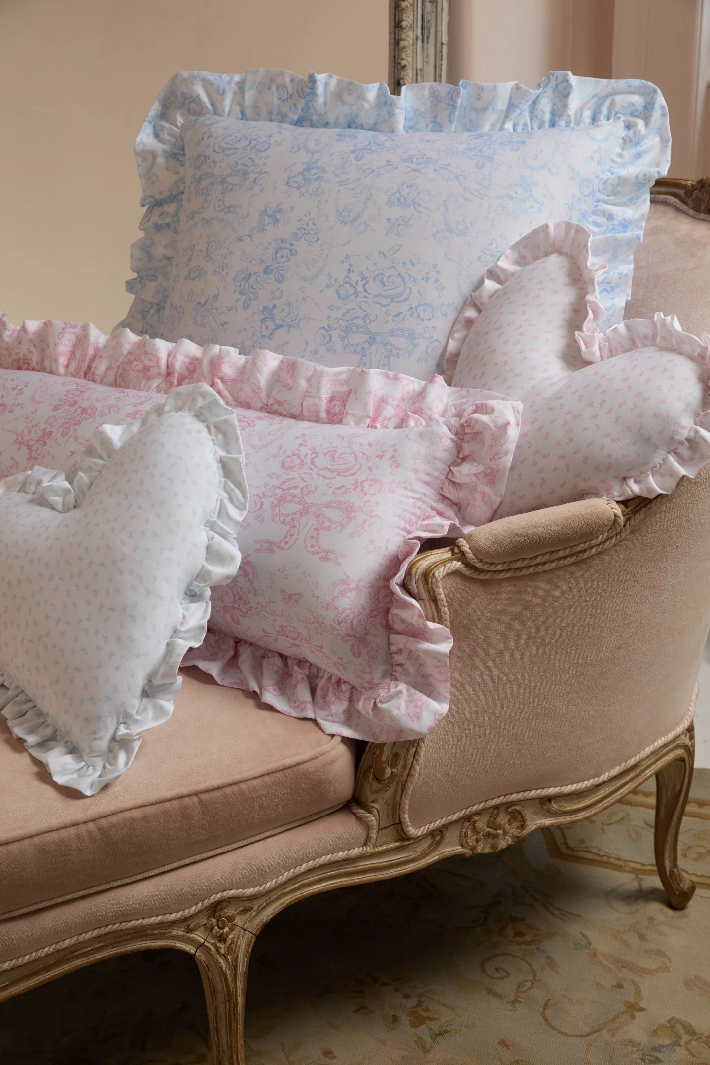 Ruffle Throw Pillow - Image 4