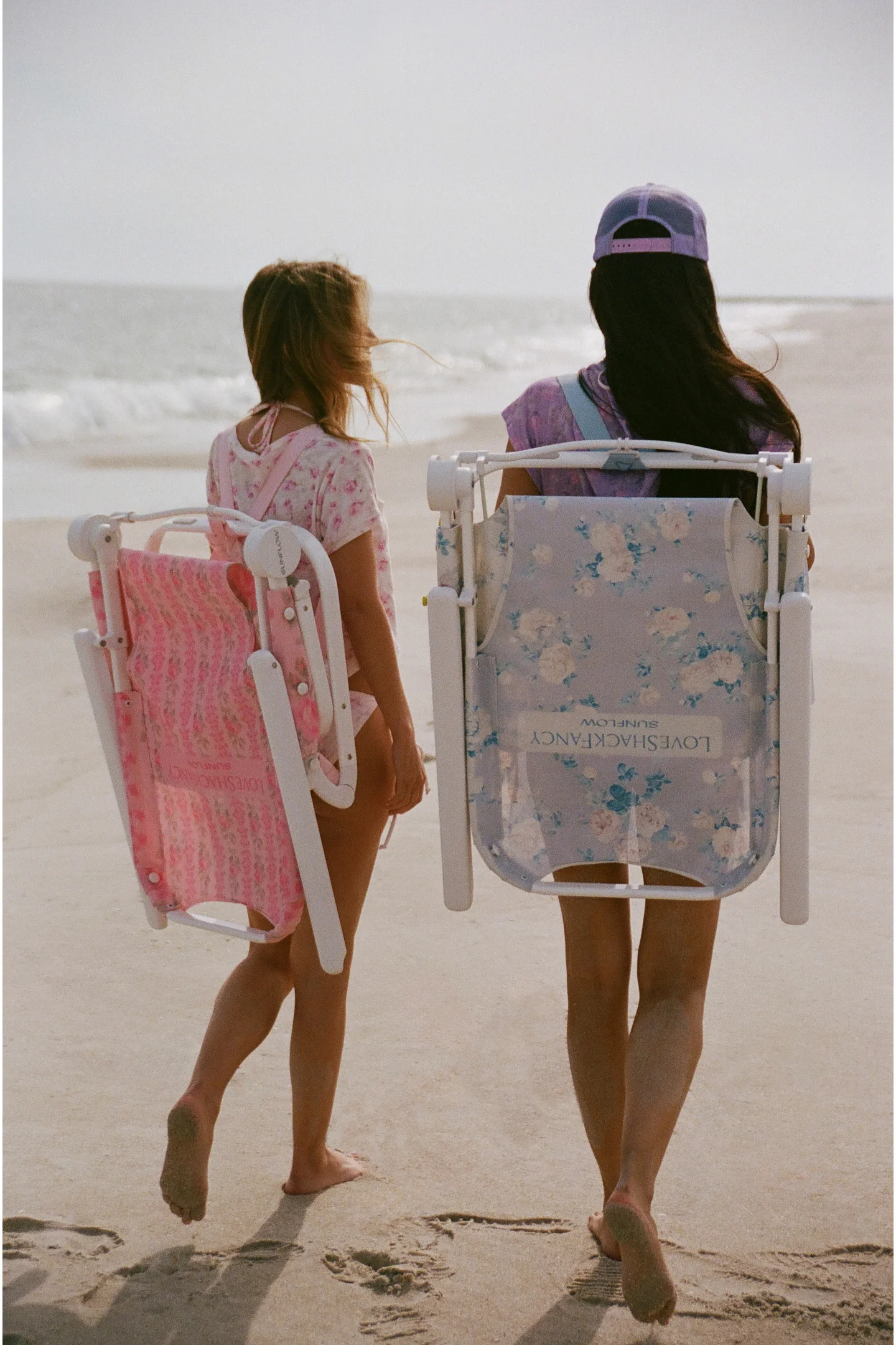 LoveShackFancy x SUNFLOW Everblooming Rosettes Beach Chair - Image 2