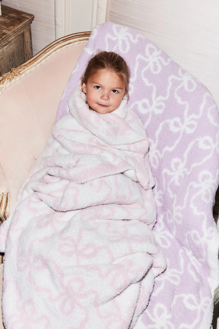 Teddy Bow Blanket - Image 4